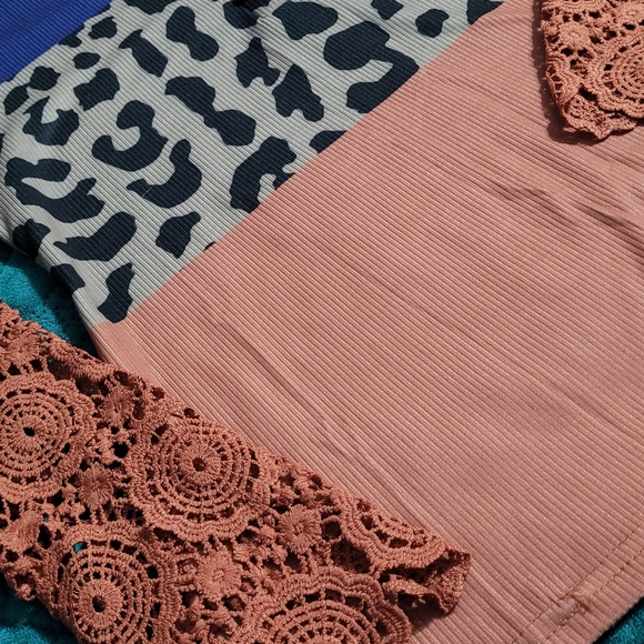 Leopard Colorblock Crocheted Long Sleeve Button Up Blouse, Medium - Picture 9 of 10